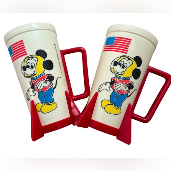 Vintage Disney | Mickey Mouse Spaceship‎ | 2 cups - Picture 1 of 8